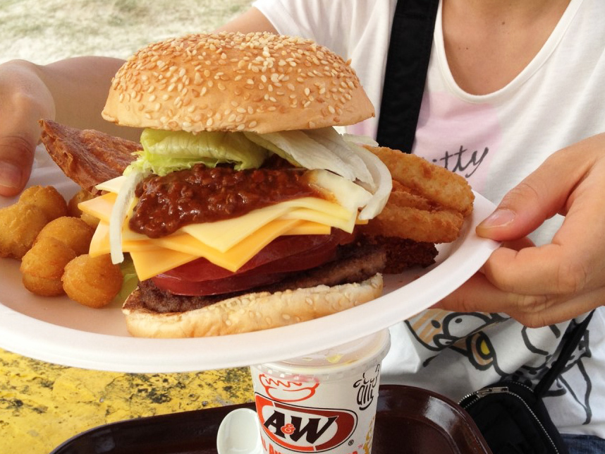 沖縄のハンバーガーａ ｗ 東占堂の沖縄移住生活